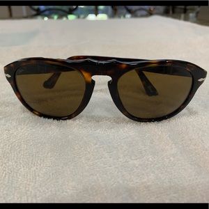 Persol PO0649 Men’s sunglasses, polarized